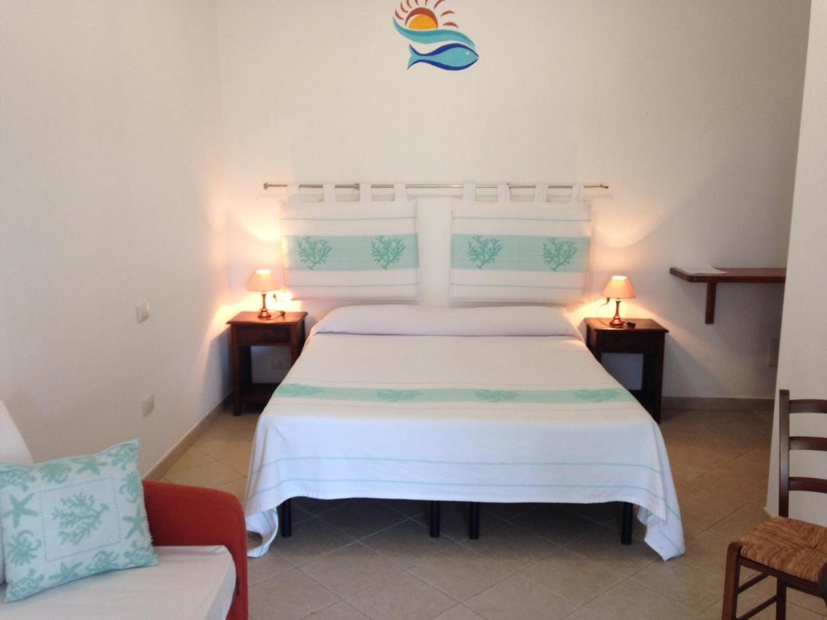 La Striscia Larga Bed & Breakfast San Pasquale Bagian luar foto