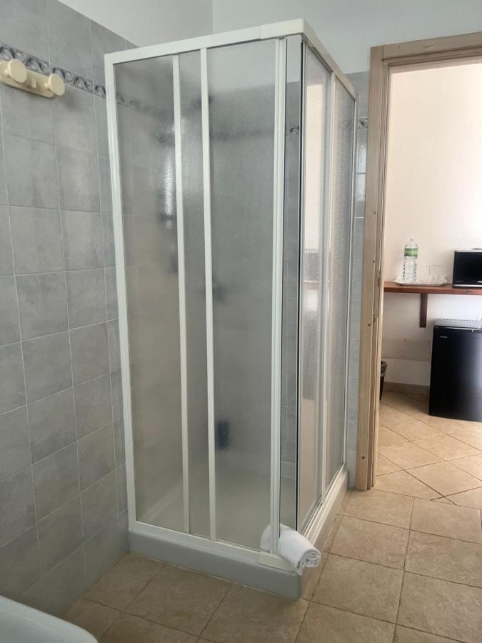 La Striscia Larga Bed & Breakfast San Pasquale Bagian luar foto
